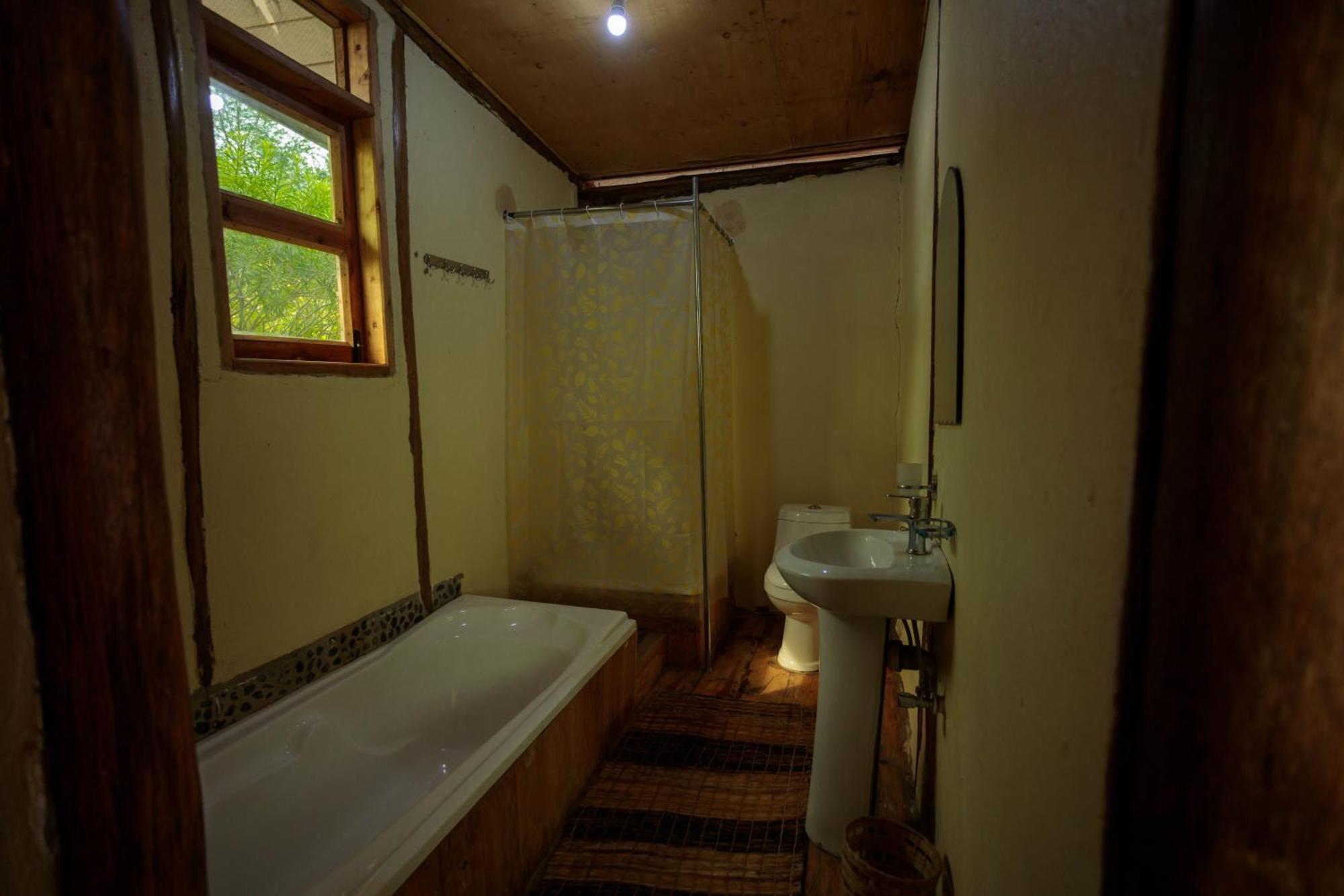 Lake Mwamba Lodge Kasenda Εξωτερικό φωτογραφία